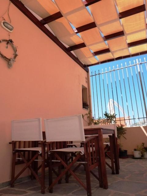 Odos Odysseos Aparthotel Ermoupoli Exterior foto