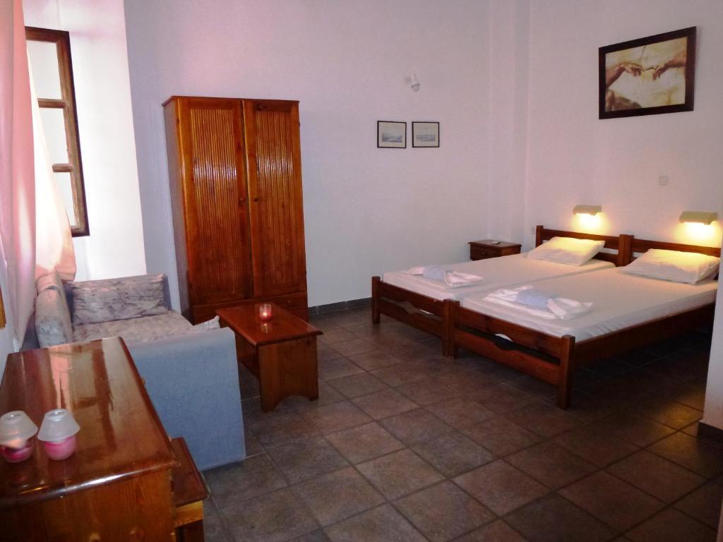 Odos Odysseos Aparthotel Ermoupoli Habitación foto